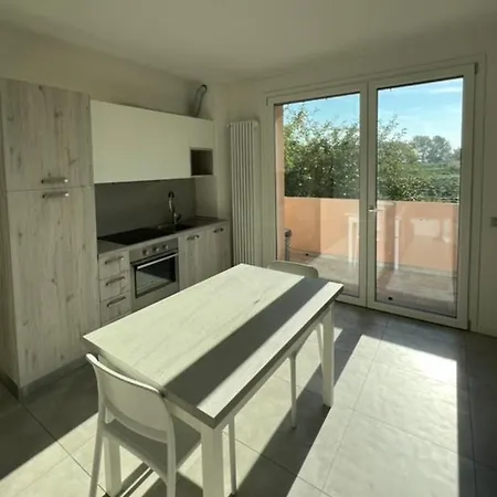 Appartamento Confortevole, Silenzioso Con Vista, Centro Raggiungibile A Piedi Come I Ristoranti *