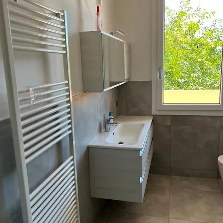 Confortevole, Silenzioso Con Vista, Centro Raggiungibile A Piedi Come I Ristoranti Apartment